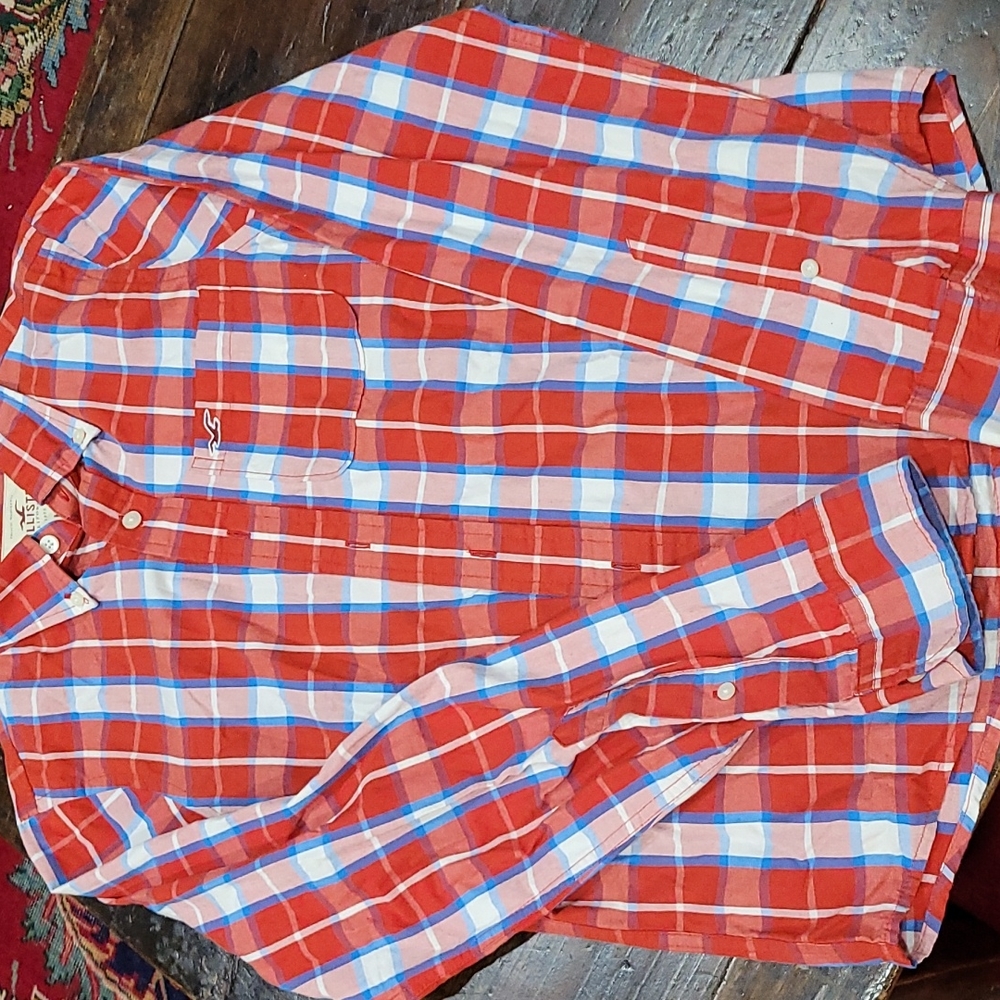 GUC Hollister Button Down Shirt. M